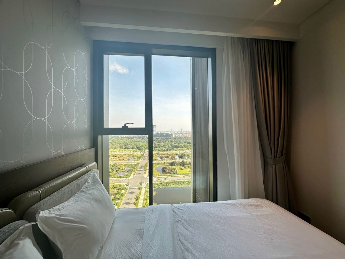 Giá bán căn hộ chung cư The Crest 2 Metropole Phòng Ngủ 94m2